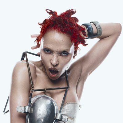 Foto dell'artista FKA twigs